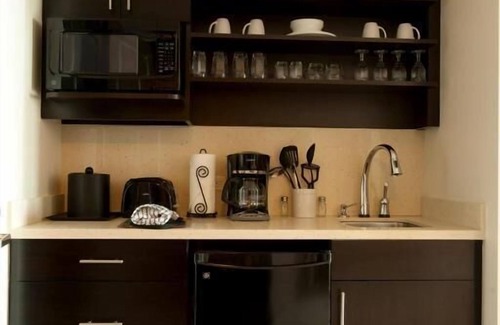 Northeast Virginia Beach Villa | Diamond Resorts Oceanaire Resort - 2 Bedroom Deluxe Ocean Front Suite