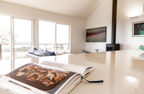 Bicheno House | Diamond Skies