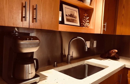 Diamond Head - Kapahulu - St. Louis Condo | DiamondHead Beachfront Condo with your own private beach TA #114-603-2128-01
