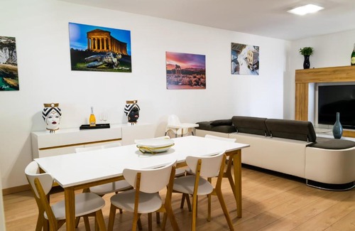 Villaggio Mose Apartment | Diana Holiday Home