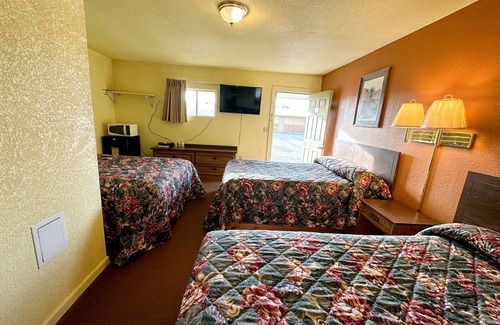 Dickens Hotel | Dickens Country Stays