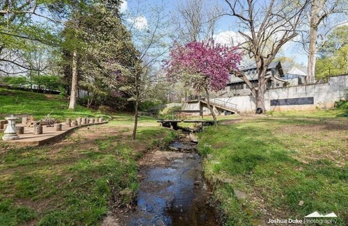 Fayetteville House | Dickson Chateau - DT Fay - Huge Yard