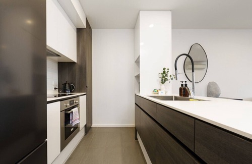 Dickson Apartment | Dickson Deluxe 2BR Apartment