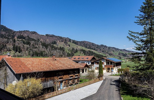 Oberstaufen Apartment | Die Ferienwohnung Himmeleck für bis zu 4 Personen mit Einem Offenen Wohnbereich,