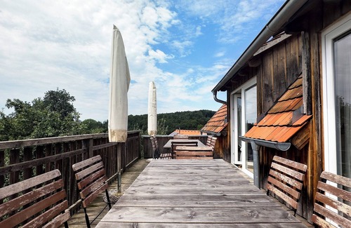 Deggenhausertal Apartment | 'Die Mittlere Ferienwohnung, 45qm' with Balcony