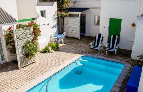 Paternoster Apartment | Die Opstal house with Apartments