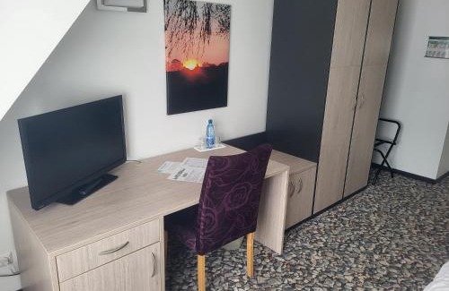 Stolpe Hotel | Die Remise Bayard RE-12
