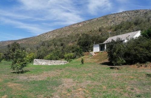 Buffalo Hills Game Reserve Apartment | Die Skoolhuisie