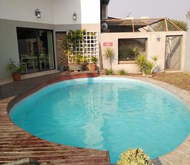 Gobabis House | Die Windpomp Guesthouse