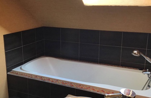 Dieppe Hotel | Dieppe center, spacious townhouse