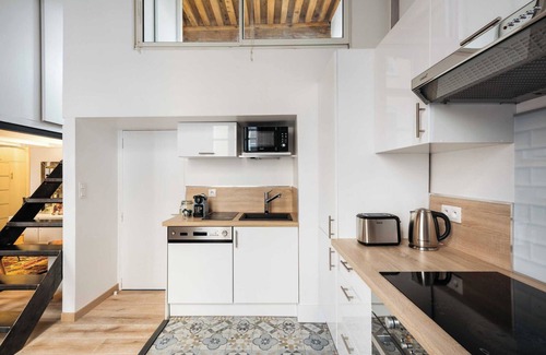 1st Arrondissement Apartment | Dify Bear-hotel de Ville