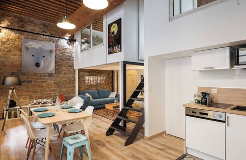 1st Arrondissement Apartment | Dify Bear-hotel de Ville