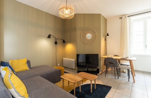 7th Arrondissement Apartment | DIFY Berthelot - Jean Macé