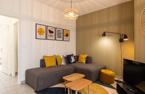 7th Arrondissement Apartment | DIFY Berthelot - Jean Macé