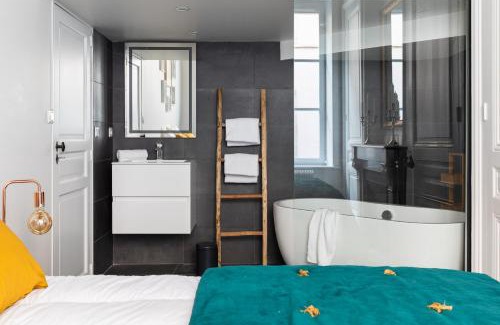 Grande Cote - Annonciade Apartment | DIFY Roi Lyon - Hotel de Ville