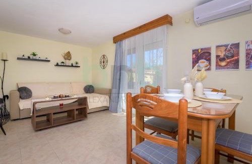 Alexandroupoli House | Dikella Beach 3 BDR Summer House