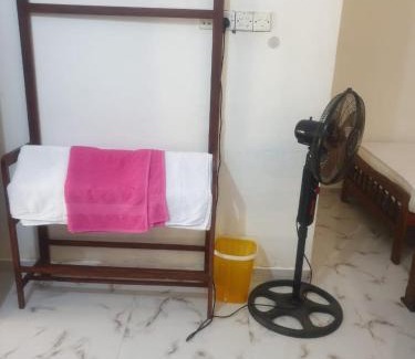 Mirissa Bed & Breakfast | Dillenia canopy