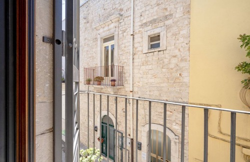 Casamassima Apartment | Dimora Carlotta – Terrace, tradition, and relaxation