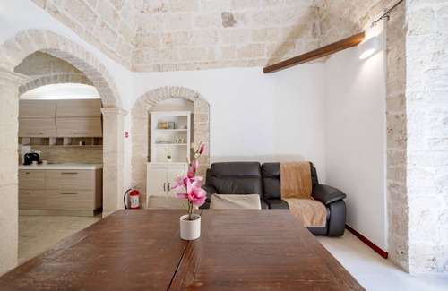 Casamassima Apartment | Dimora Carlotta – Terrace, tradition, and relaxation