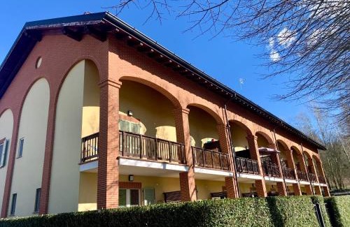 Asti Apartment | Dimore Granaio nr5 Wine & Countryside Experience, welcome box, free parking & pool