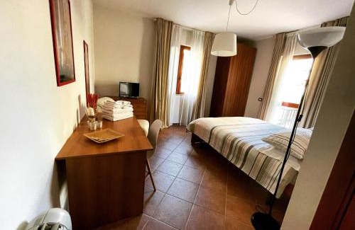 Casapulla Bed & Breakfast | Dino's B&B