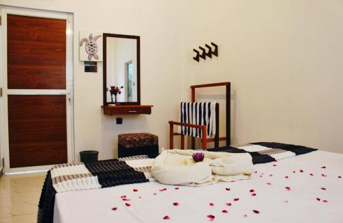 Ahungalla Apartment | Dinuli Home Stay