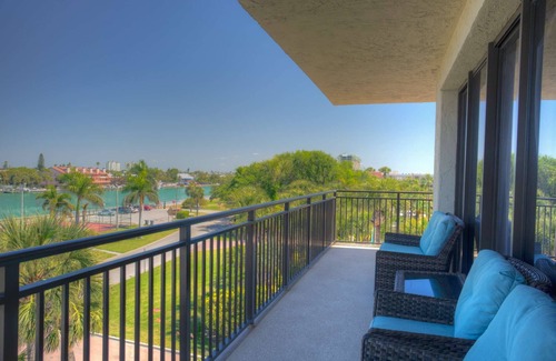 Sunset Beach Condo | Direct Beach Access. Amazing Views. Great Amenities, huge balcony and a Fabulously Appointed Condo.
