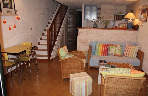 Calcatoggio Apartment | Direct beach access 200m away, Superb apartment, sleeps 4 to 6.