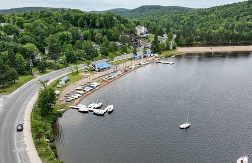 Sainte-Agathe-des-Monts Condo | Direct view on the Lac des Sables - LOFT 1