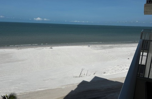 South Island Condo | Direct Gulf VIEW from 9th Floor Condo - Amazing Sunsets - On The Beach!