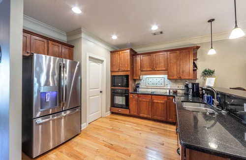 Lake Oconee House | Direct Lake Access | Home Theater | Sleeps 8