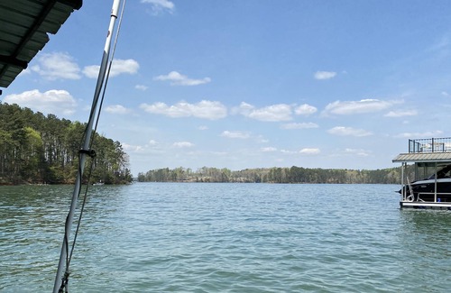 Buford House | Direct Lakefront House w/Awesome Views