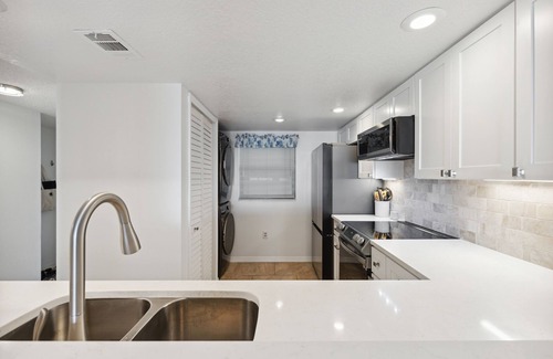 Cocoa Beach Condo | Direct Ocean - Boardwalk Condo - Walk To Most Everything