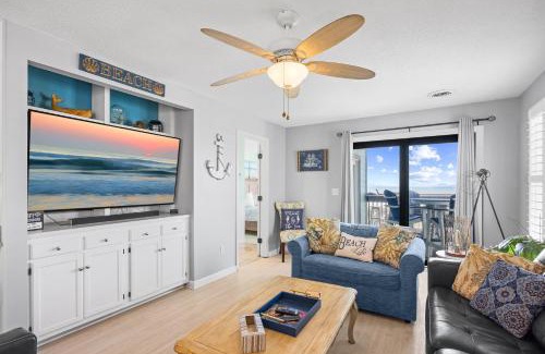 Ocean Drive Apartment | Direct Ocean Front 3BR/2BA Dog Friendly *OCEANFRONT*