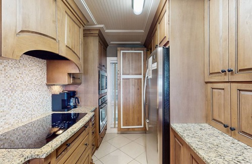 Hilton Head Island Condo | Direct Ocean View Condo with balcony, pools, hot tub, boardwalk to beach