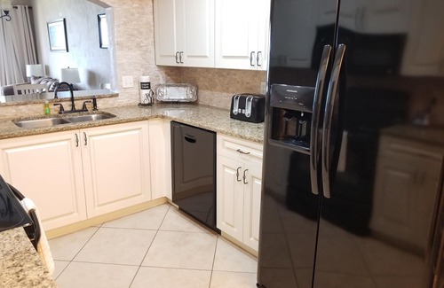Palm Coast Condo | Direct Ocean View Condo: 2BR/2BA with Elevator - Sleeps 5