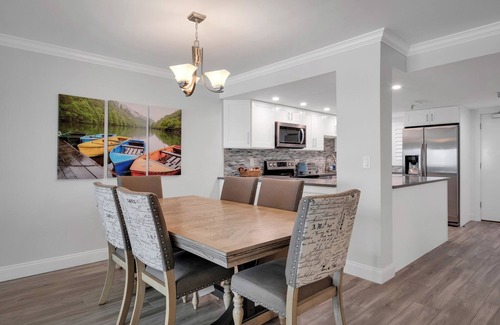 New Smyrna Beach Condo | Direct oceanfront condo with a large balcony and a heated beachfront pool