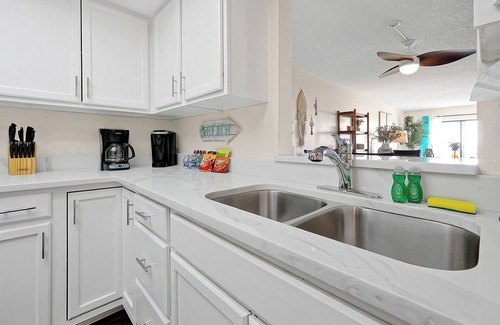 Cocoa Beach Condo | Direct Oceanfront Condo with Amazing Views in Cocoa Beach/2BR sleeps 4-6