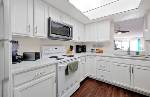 Cocoa Beach Condo | Direct Oceanfront Condo with Amazing Views in Cocoa Beach/2BR sleeps 4-6