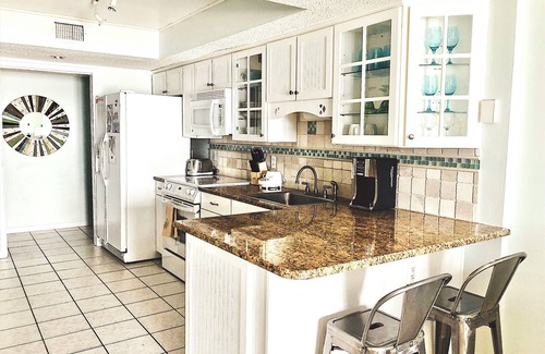 Gulf Shores Condo | ☼ Direct Oceanfront Condo. 3 bedrooms, 3 baths, and 2 large balconies ☼