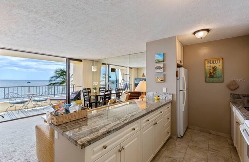 Kihei Apartment | Direct oceanfront gem @ Sugar Beach Resort, Coastal vibes, Central AC & more!n