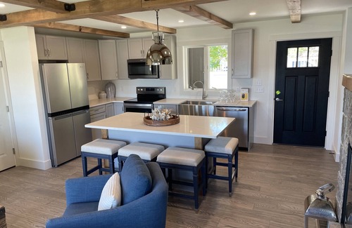 Diamond Point House | Direct Waterfront Rental