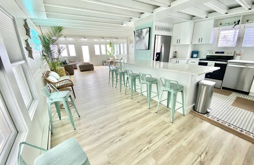 Milford House | Direct Waterfront "The Palms" Beach House