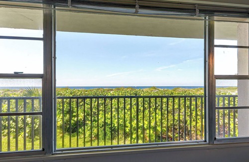 Golden Beach Condo | Directly on the Gulf - Unit 1 - 3 Bedroom - Ground Floor - Sleeps 6