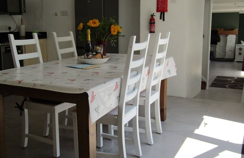 Truro Cottage | DISCOUNT FOR 2 PEOPLE,TRANQUIL COTTAGE NR PERRANPORTH,PET WELCOME,GARDEN,PARKING