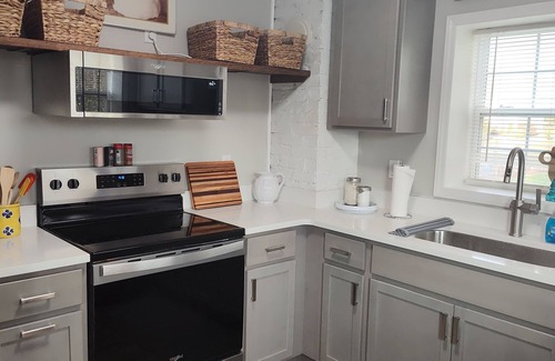 Fletcher House | DISCOUNT Nov Private home convenient to everythingnWNC AgCntr,Airprt,DT & more