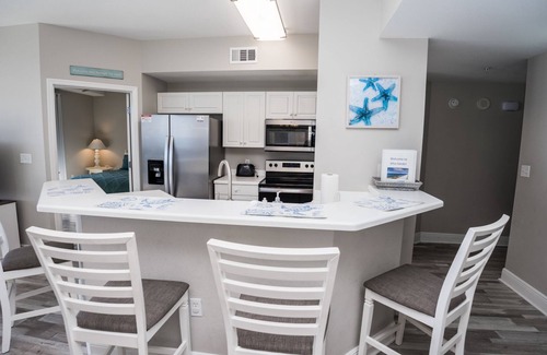 Miramar Beach Condo | Discounted rates for remaining Oct dates - 5 star 3 bed/3 bath beachfront unit!