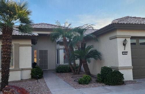 Palm Valley House | DISCOUNTED RATES OCT-DEC 2025 enjoy Resort living at gorgeous Pebble Creek home