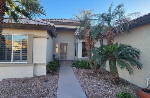 Palm Valley House | DISCOUNTED RATES OCT-NOV 2025 enjoy Resort living at gorgeous Pebble Creek home