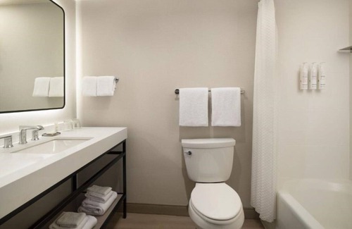 San Ramon House | Discover an urban retreat at our renovated Room.